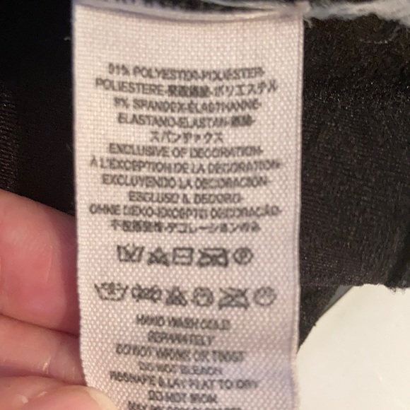 Free People Embroidered Top Vneck - Black - Small - Picture 15 of 15